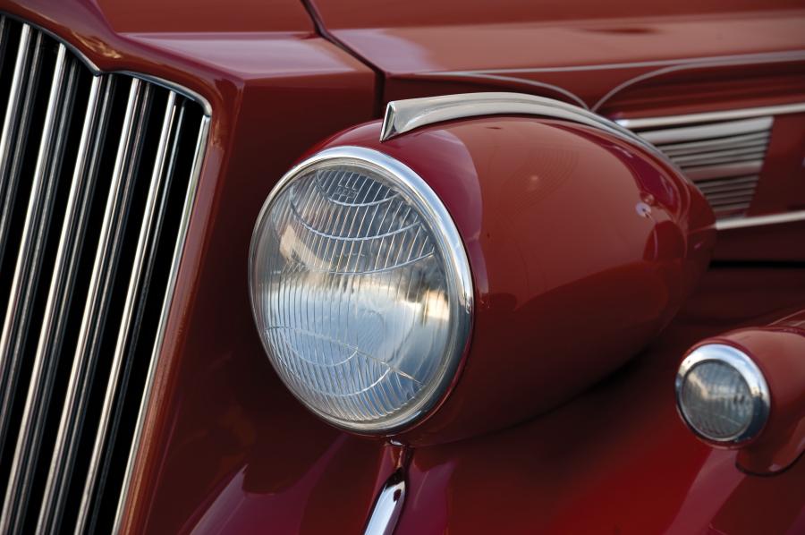  Packard Twelve Victoria Convertible 1938 года  (фото 6 из 12)